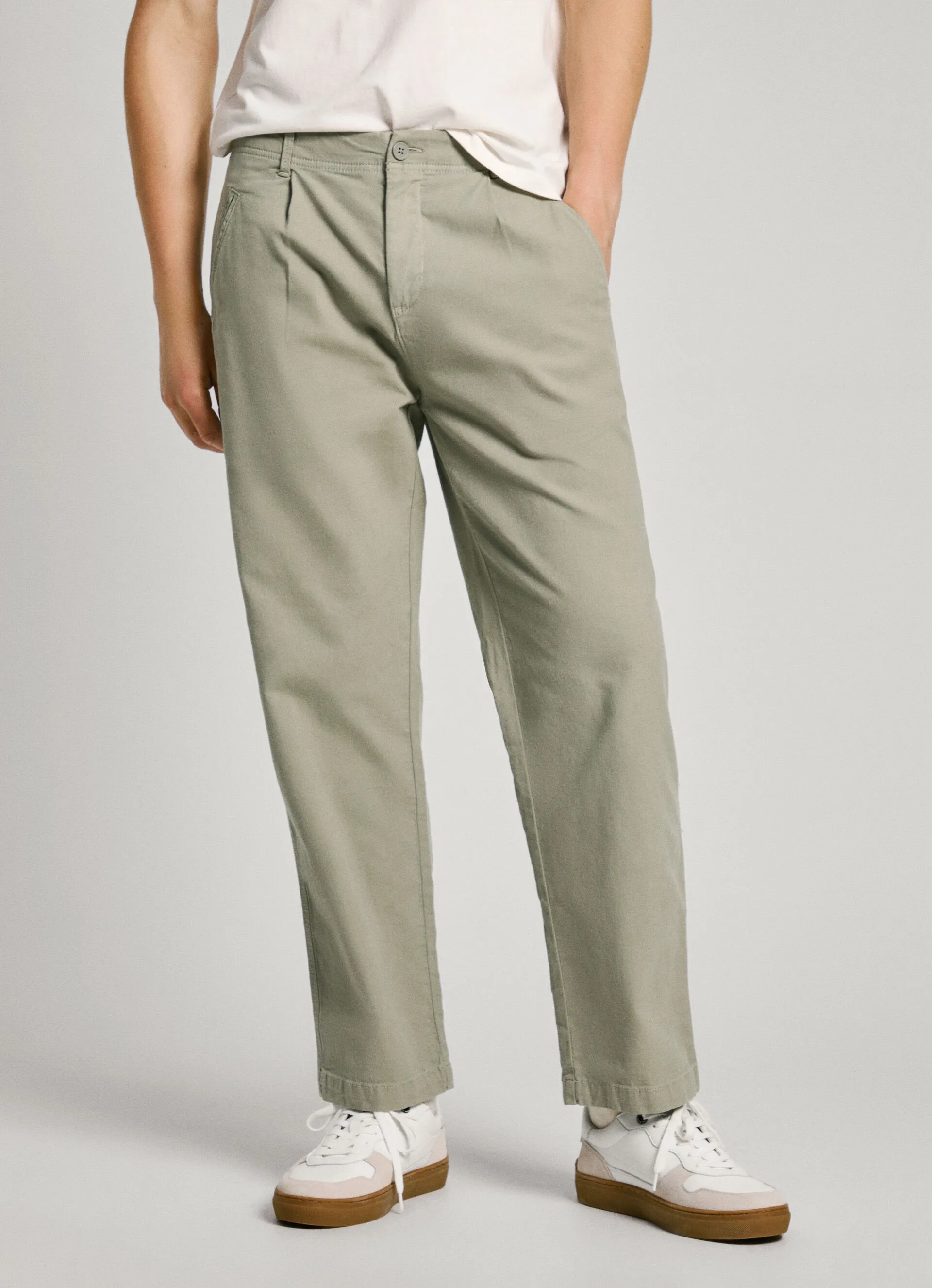 pantalón tejido elástico fit relaxed