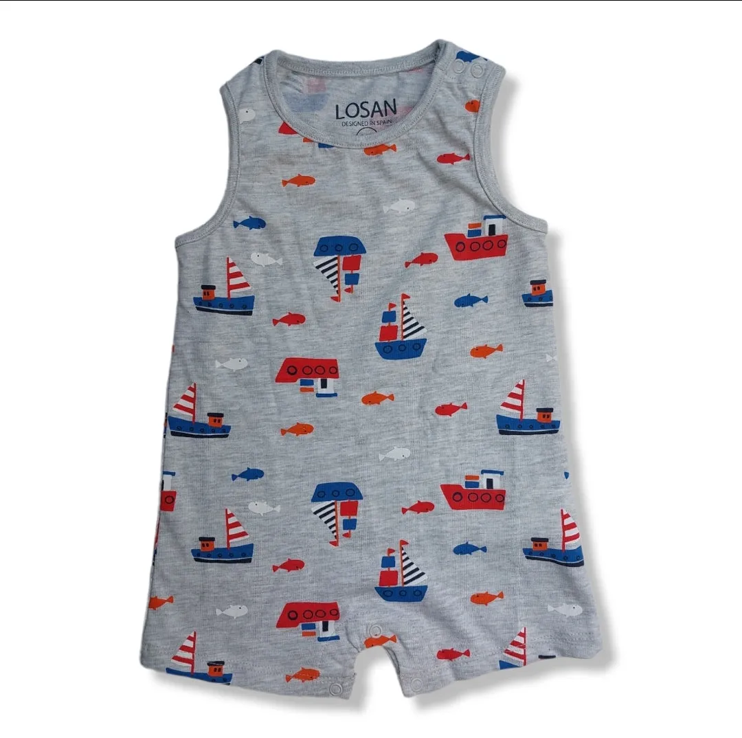 Pañalero gris estampado barcos para bebé niño Losan