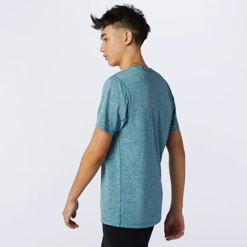 Polera Entrenamiento Hombre New Balance Tenacity Azul 