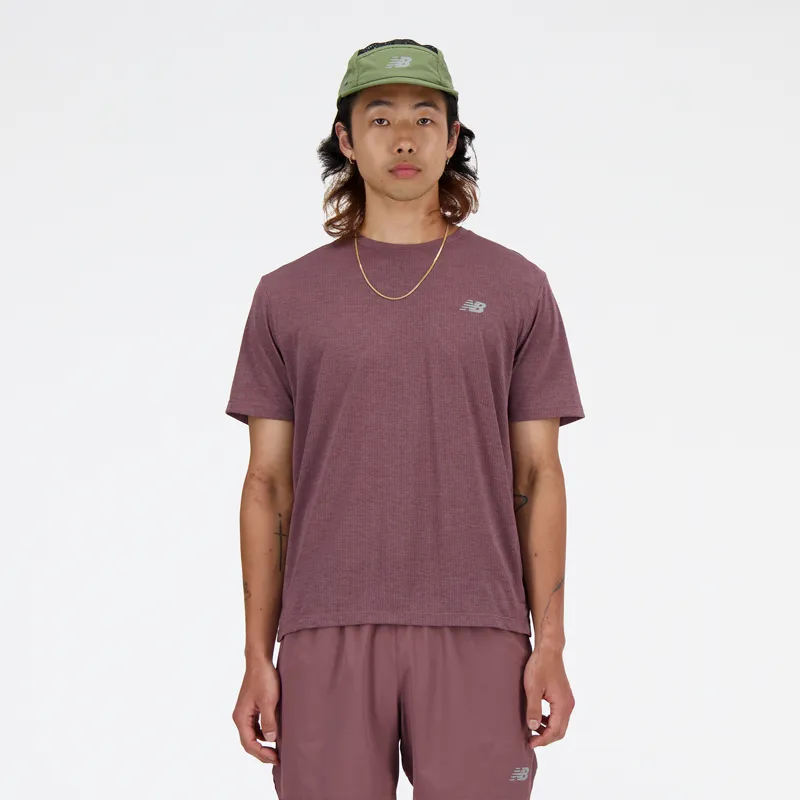 POLERA RUNNING HOMBRE NEW BALANCE ATHLETICS TSHIRT LILA