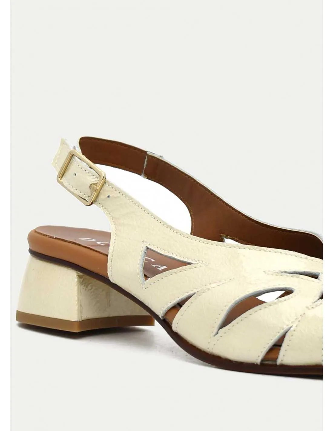 SANDALIAS BOSS 3945 BEIG 