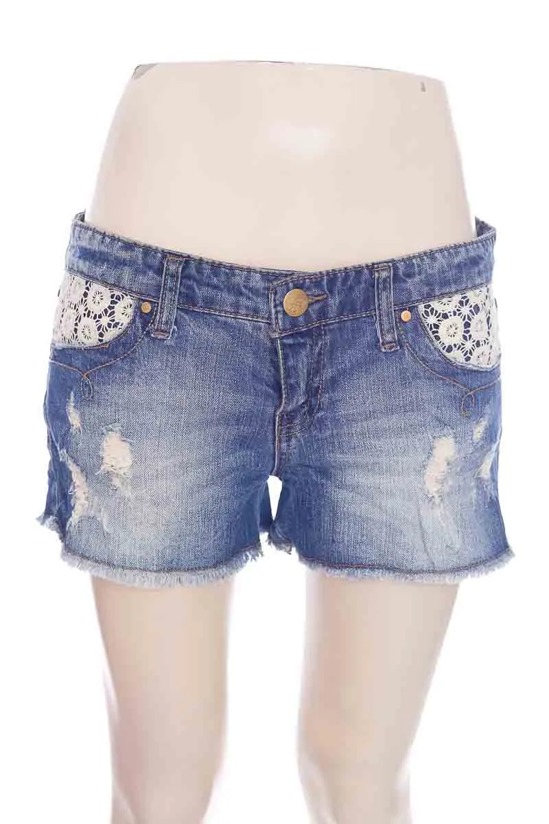 SHORT COLOR AZUL  STRADIVARIUS