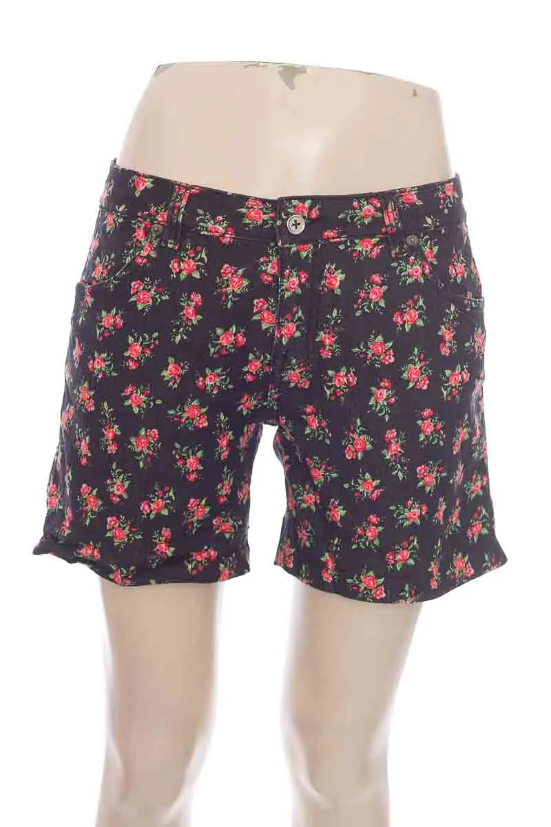 SHORT COLOR NEGRO  AZUCAR