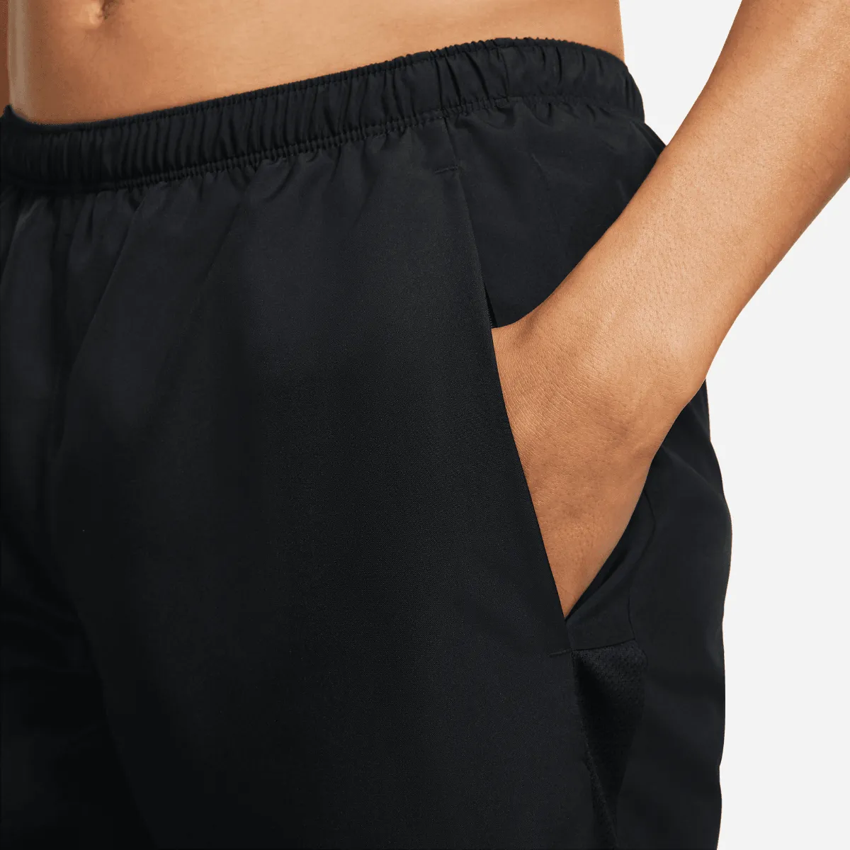 Short Running Hombre Nike Challenger Negro