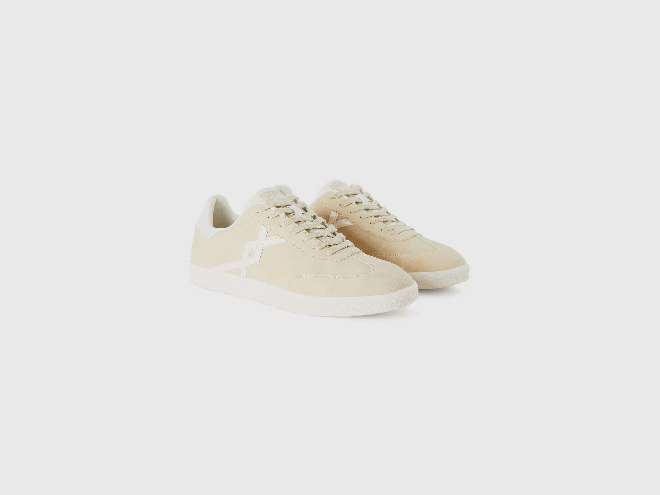 Sneakers bajas con efecto ante
