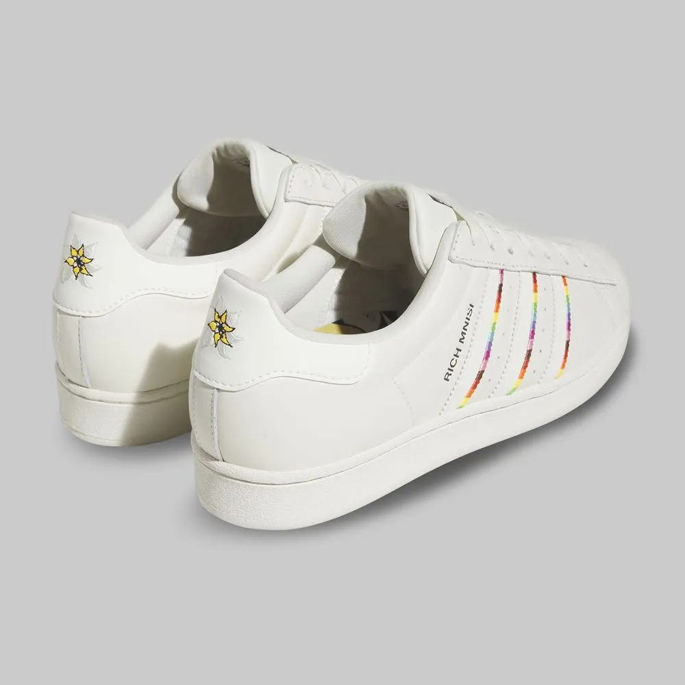 Tenis adidas Superstar Pride X Rich Mnisi Hombre