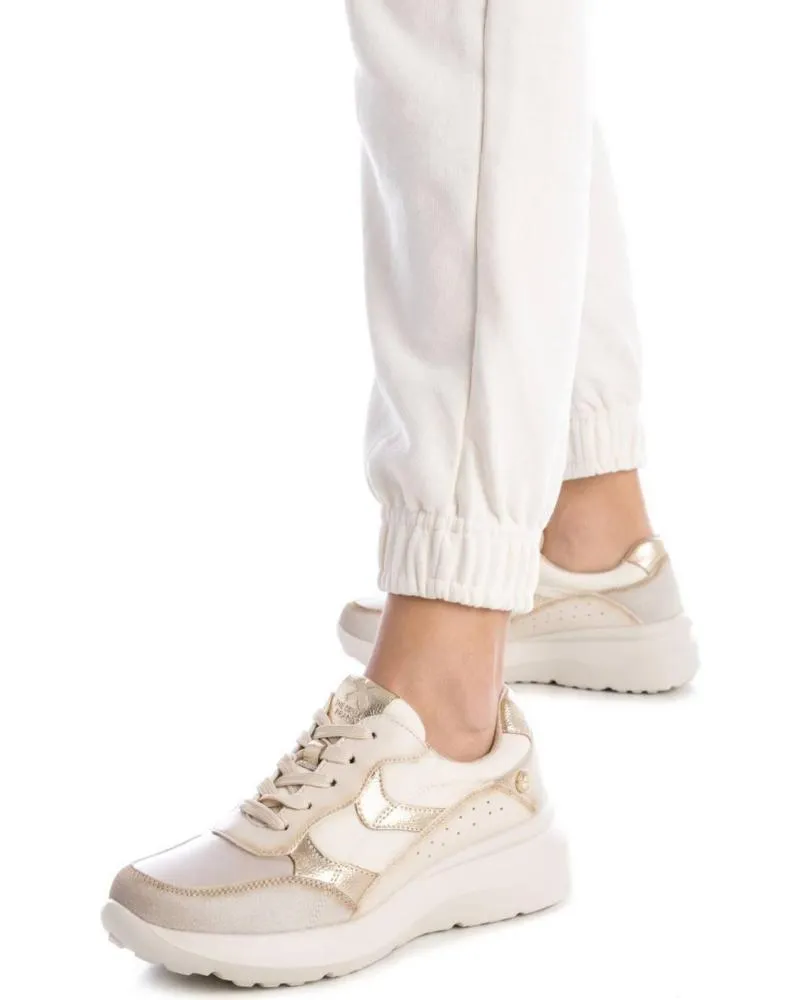 Zapatillas deporte XTI  de Mujer 143363  BEIGE