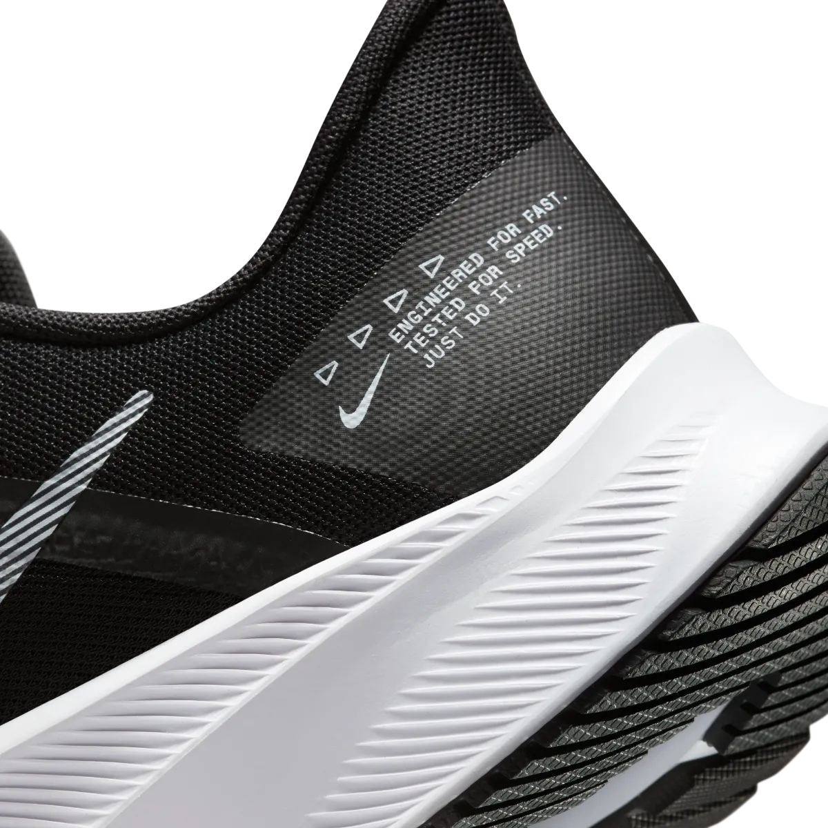 Zapatillas Running Hombre Nike Quest 4 Negra